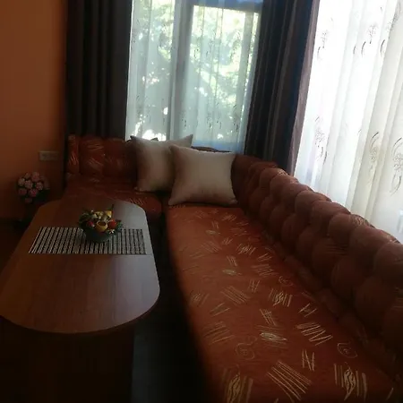 Kalchevi Apartment *